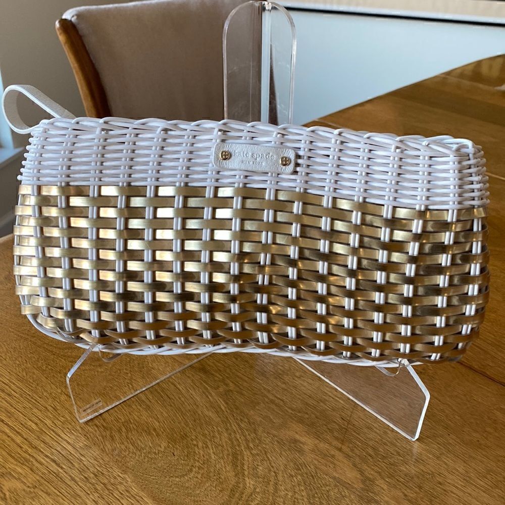 NWOT kate spade Talia  clutch